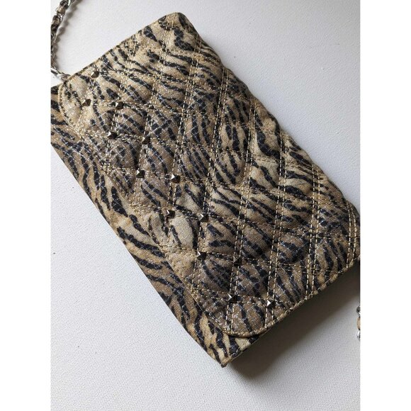 VGT TIGER PRINT STUDDED SHOULDER PURSE - Picture 5 of 5